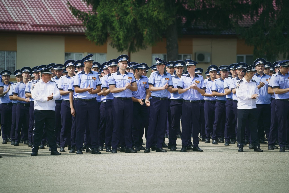Polițiștii cu influență, sub lupa superiorilor. ‘Control similar celui din vremea comunismului, specific Securității de odinioară’