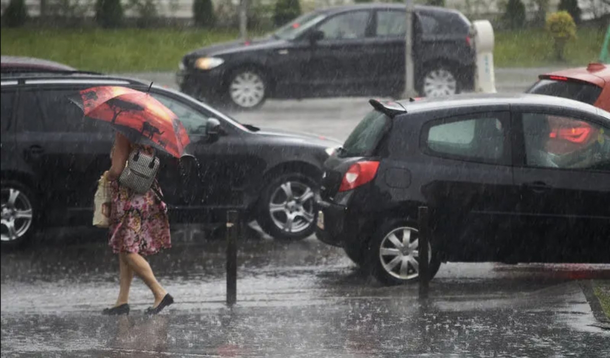 Vremea ia o turnură impresionantă începând de sâmbătă, cu schimbări radicale. Europa se pregătește pentru furtuni severe, ce vin împreună cu avertizări cod roșu.