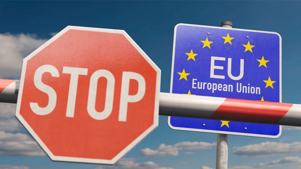 Ciudata frenzie a problemelor legate de migrație – Intrările au scăzut cu 40%, dar liderii europeni se orientează spre idei extremiste