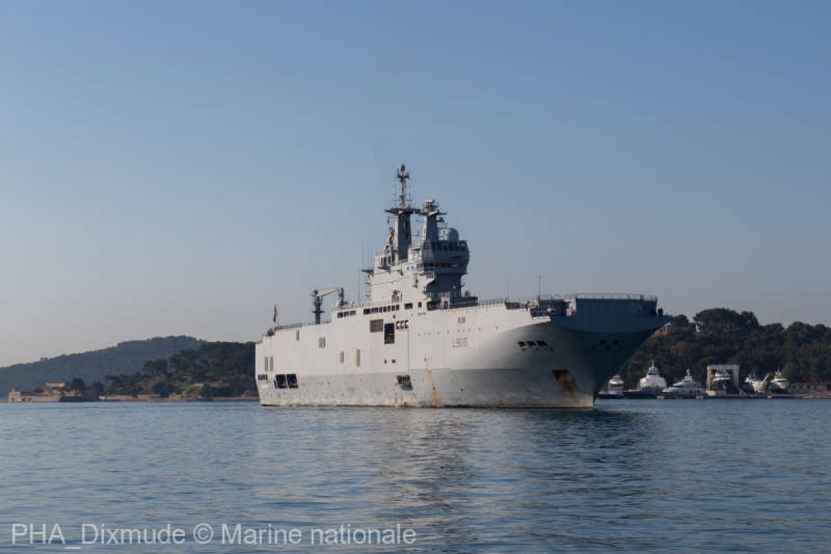 Franţa trimite o navă militară în apropierea coastelor Libanului ca măsură de siguranţă pentru eventuale evacuări