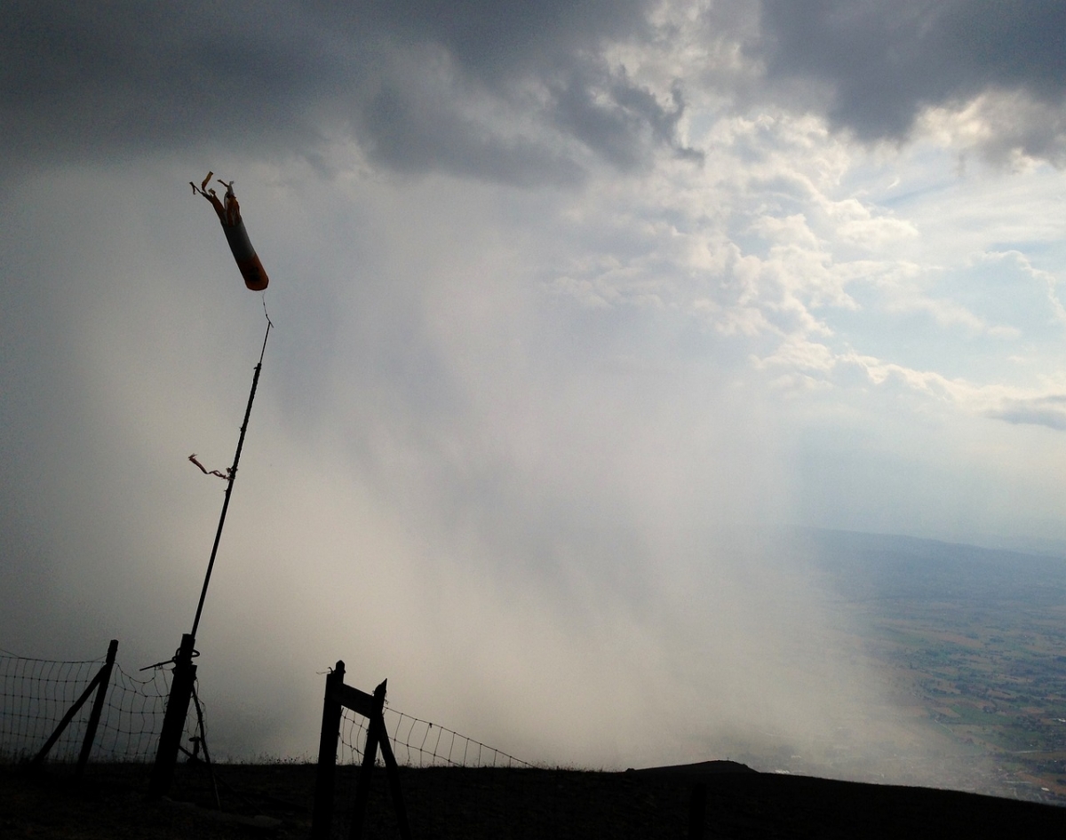 Alertă meteorologică: Vânt puternic pe litoral și în Delta Dunării, ploi persistente în est și sud-est