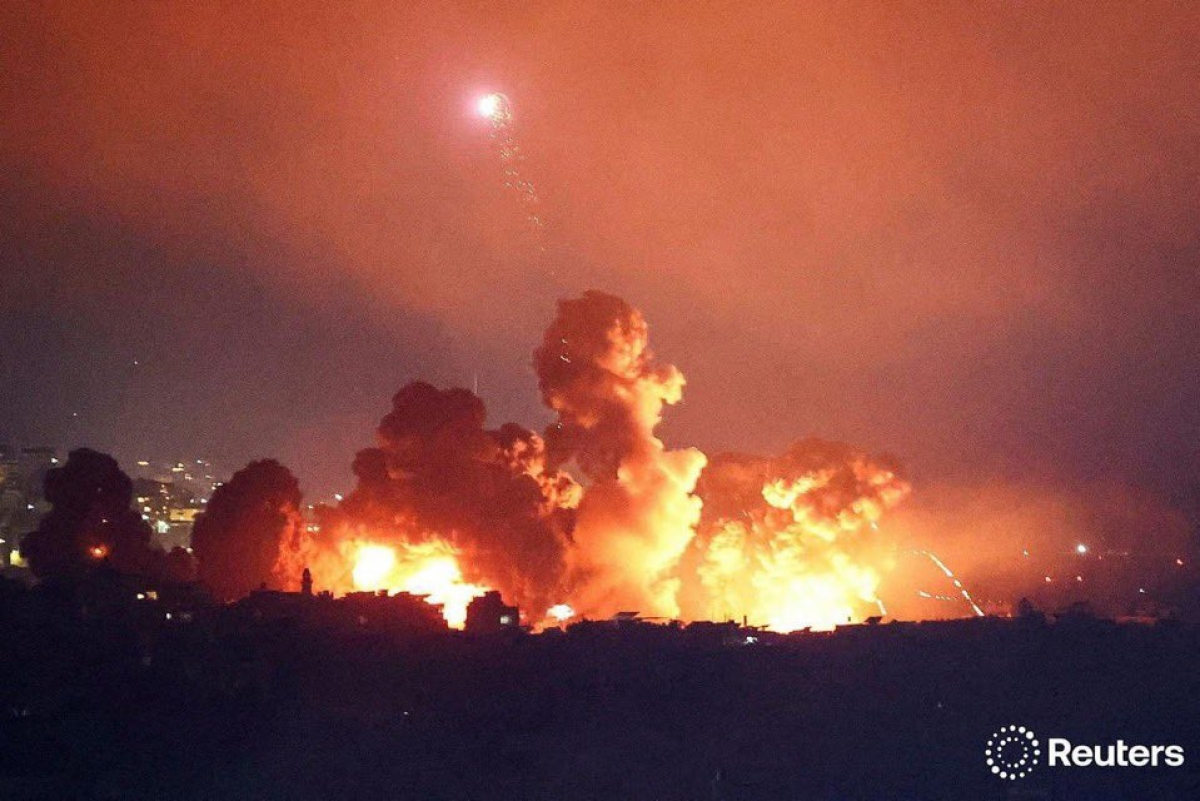 Israel le solicită refugiaților libanezi să evite întoarcerea acasă în fața bombardamentelor continue asupra spitalelor și moscheilor din Liban.