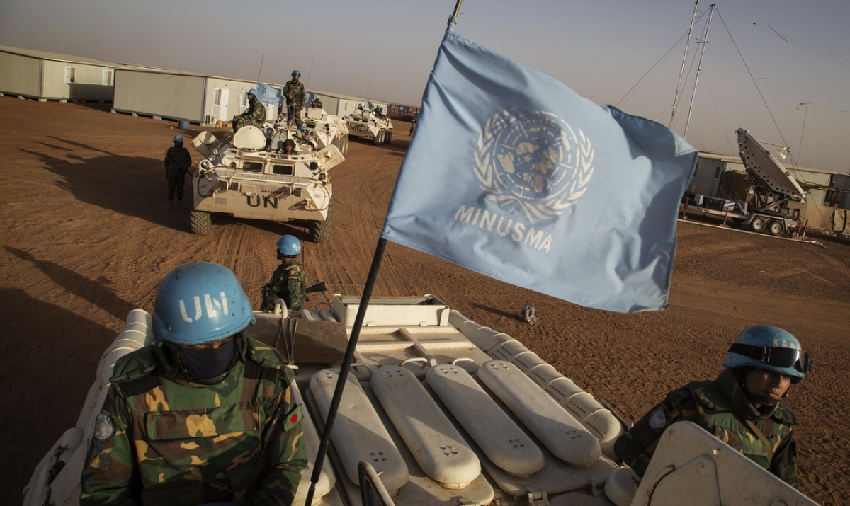 Avertismentul neglijat: soldații ONU din Liban rămân pe poziții în ciuda cererilor Israelului de a se retrage imediat