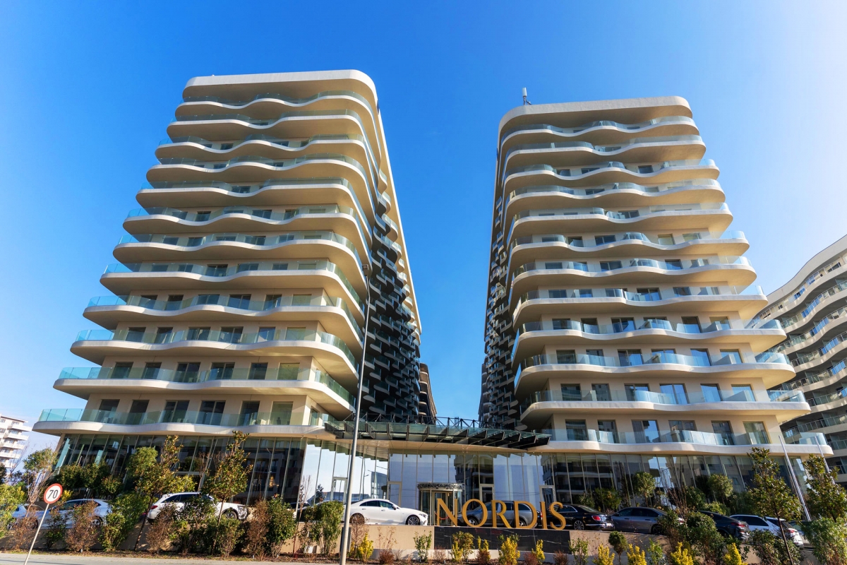 Doi bogați din Iași, păcăliți de afacerea Nordis din Mamaia – Au investit sume uriașe și se confruntă cu peste 150 de litigii