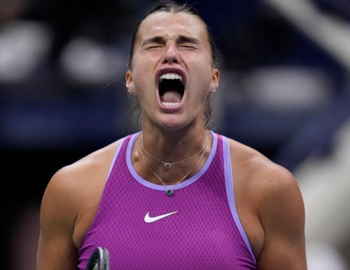 Arina Sabalenka, numărul 1 mondial şi deţinătoarea trofeului, s-a calificat în turul doi la Australian Open