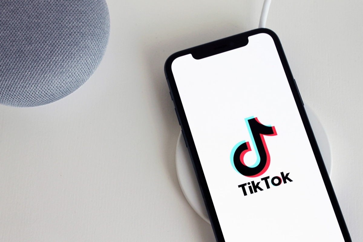Efectele dăunătoare ale rețelelor sociale asupra tinerilor: Tik Tok le dezvăluie deja