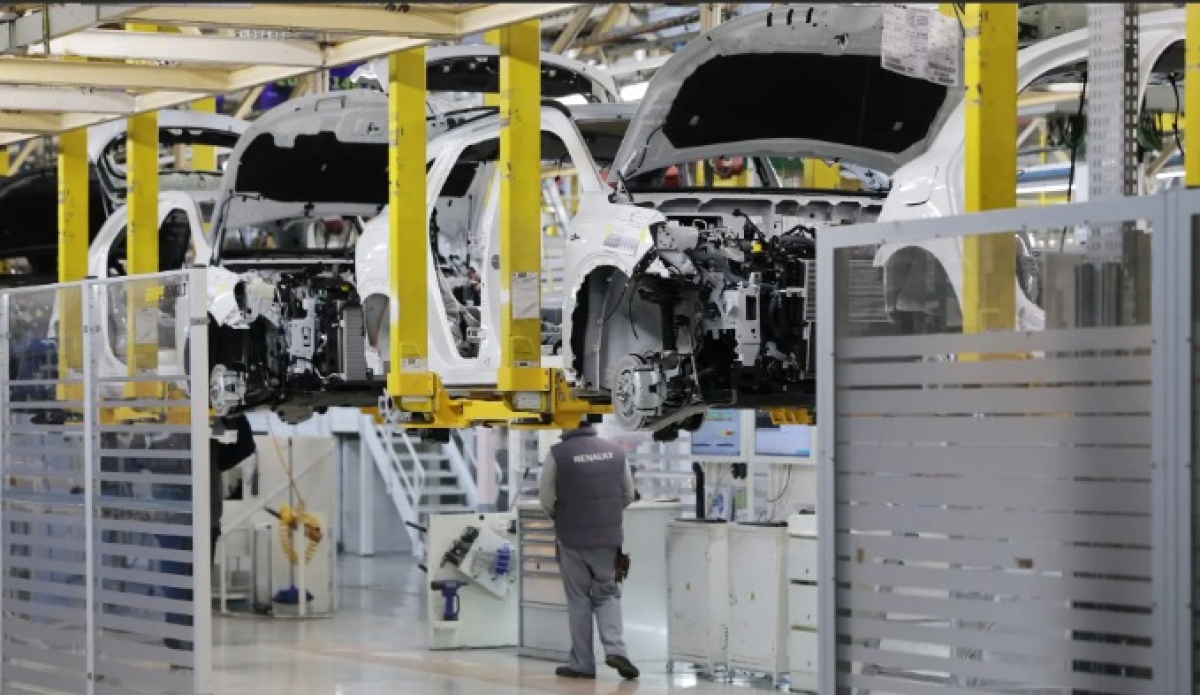 Renault își redefinește viitorul electric: strategia inovatoare care a readus compania pe creasta succesului