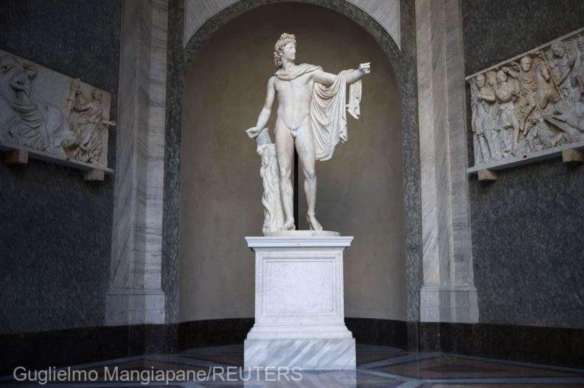 Muzeele Vaticanului dezvăluie splendoarea statuii antice Apollo din Belvedere, recent restaurată
