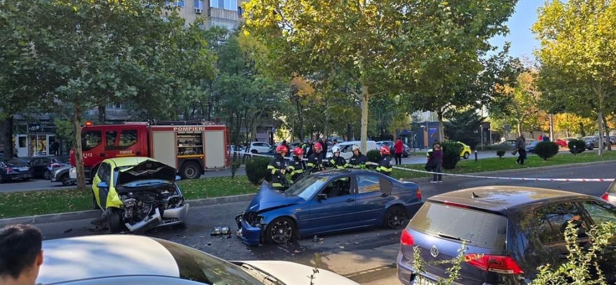 Accident rutier în Drumul Taberei: un șofer a părăsit locul faptei