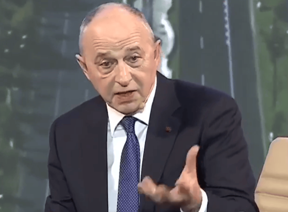 VIDEO Geoană nu-l iartă pe Ciolacu: Fermele de troli faimoase, de la 'fermele lui Geoană' la consultanţii nu ştiu cui