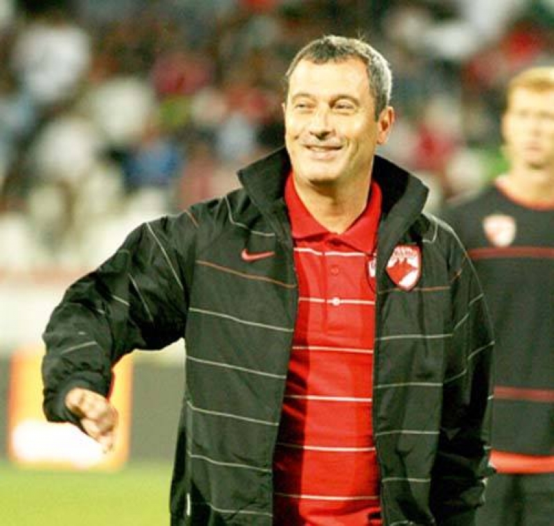 Mircea Rednic, cu ochii în lacrimi, după ce UTA a învins U. Cluj: Este o victorie umbrită de ceea ce s-a întâmplat cu Helmuth. A fost un super băiat