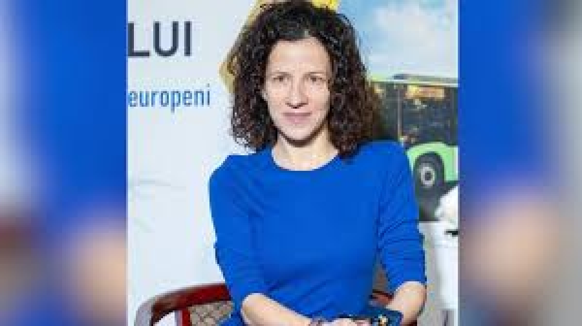 Audierile ultimilor şase comisari desemnaţi, între care şi Roxana Mînzatu, au loc marţi în Parlamentul European