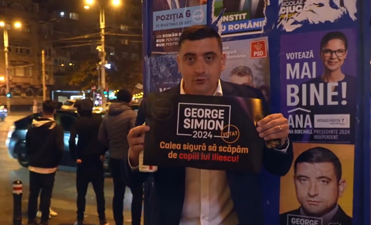 VIDEO George Simion nu se dezminte: A schimbat afișul cu 'PeeSeeDee' cu altul la fel de controversat