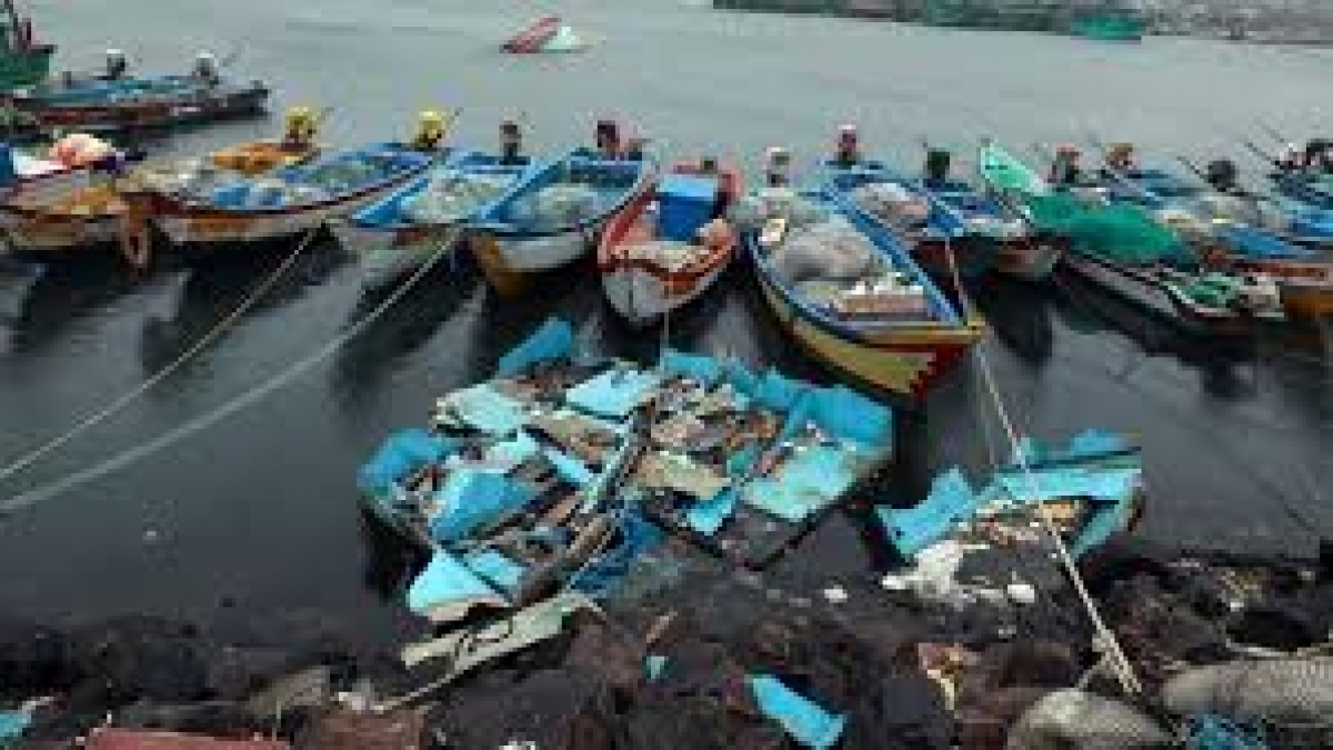 Furtuna tropicală Fengal devastează Sri Lanka: 4 morți și 250.000 de sinistrați, India în alertă