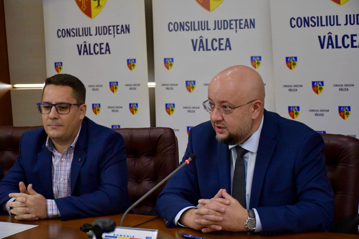 Constantin Rădulescu, CJ Vâlcea: Astăzi, am semnat contractul de lucrări