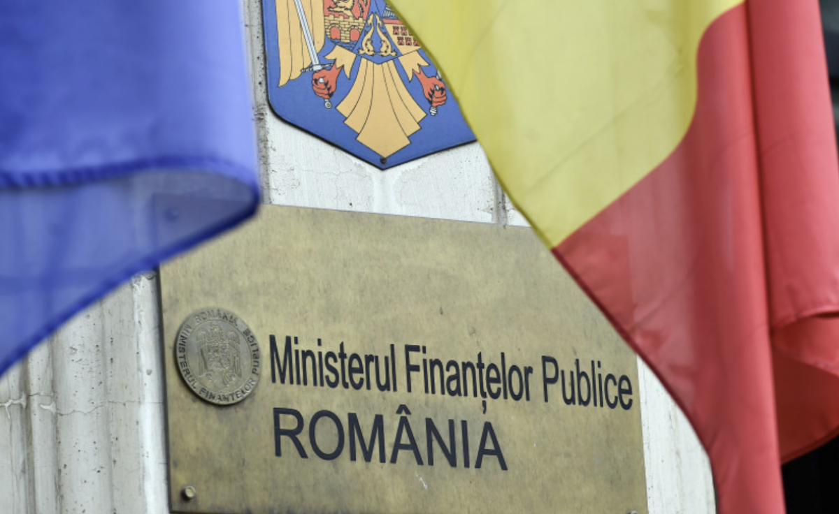 În plină criză bugetară, Ministerul Finanţelor a împrumutat doar luni 400 milioane de lei de la bănci