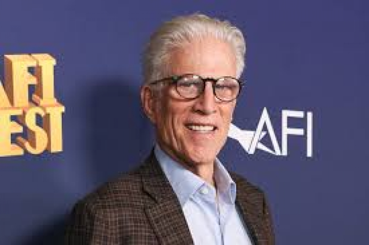 Viola Davis şi Ted Danson, premiaţi pentru realizările lor în film şi televiziune la un eveniment Globurile de Aur