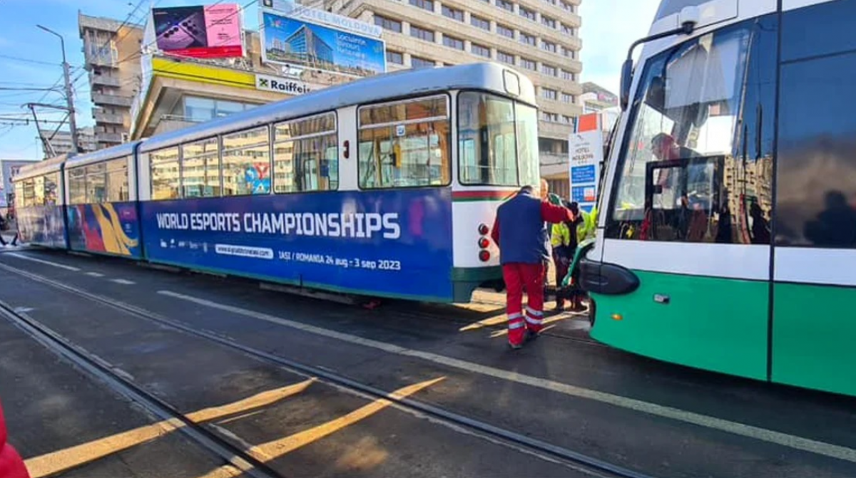 Primăria Iași scumpește biletele de călătorie pentru autobuzele şi tramvaiele CTP