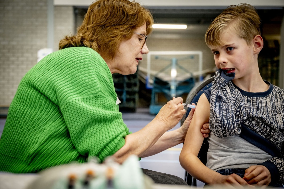 Rujeola și riscurile nevaccinării: Ce spune medicul român Mihai Craiu despre epidemia din SUA