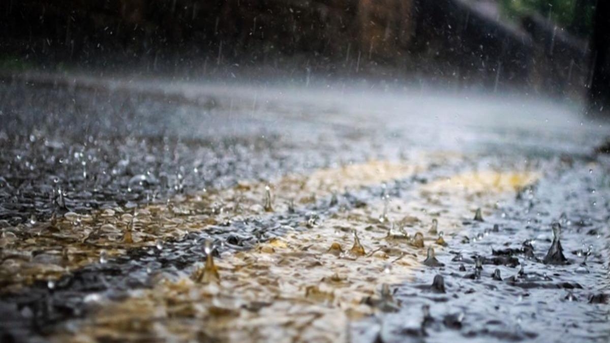 Trafic suspendat pe DN 58B din cauza precipitațiilor severe