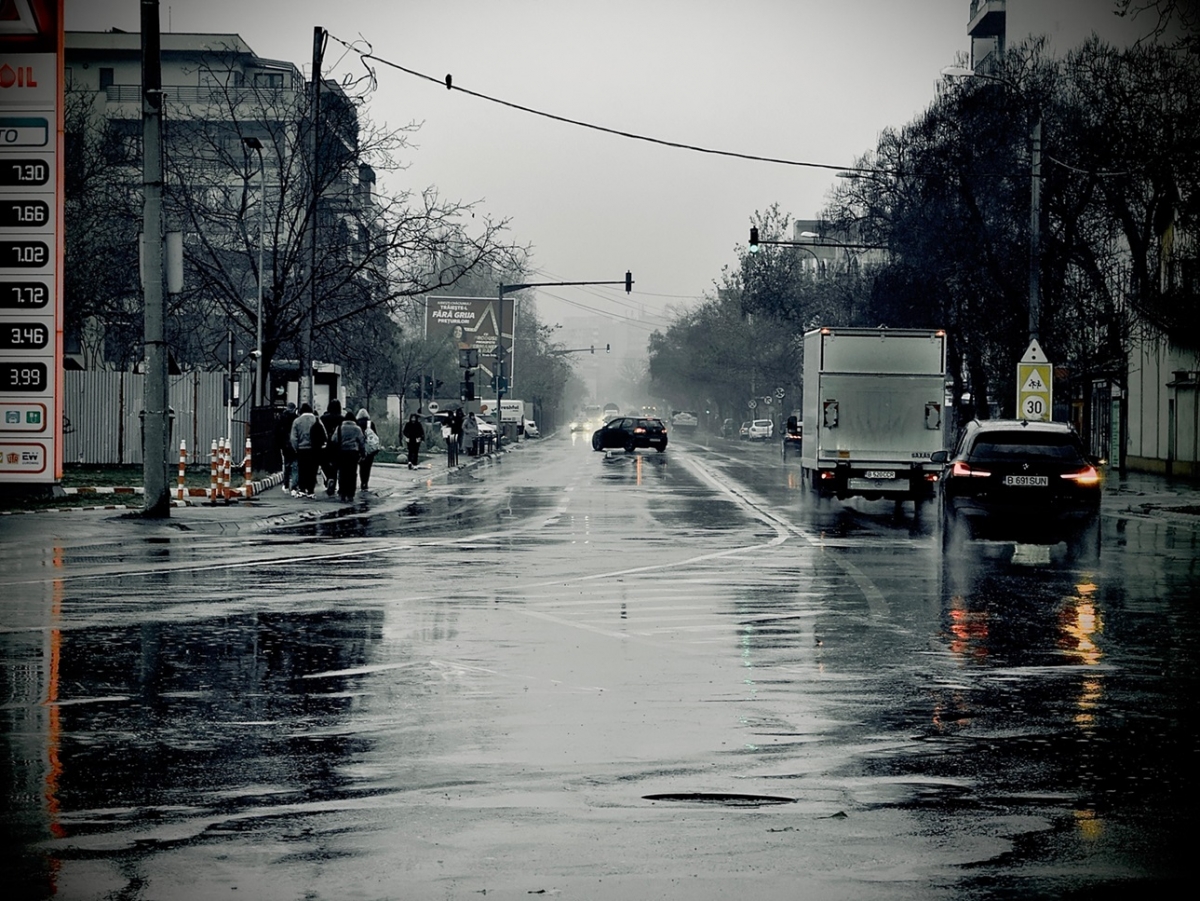 Ploi şi ninsori în aproape toată România! Meteorologii anunță că vremea se va schimba radical săptămâna viitoare
