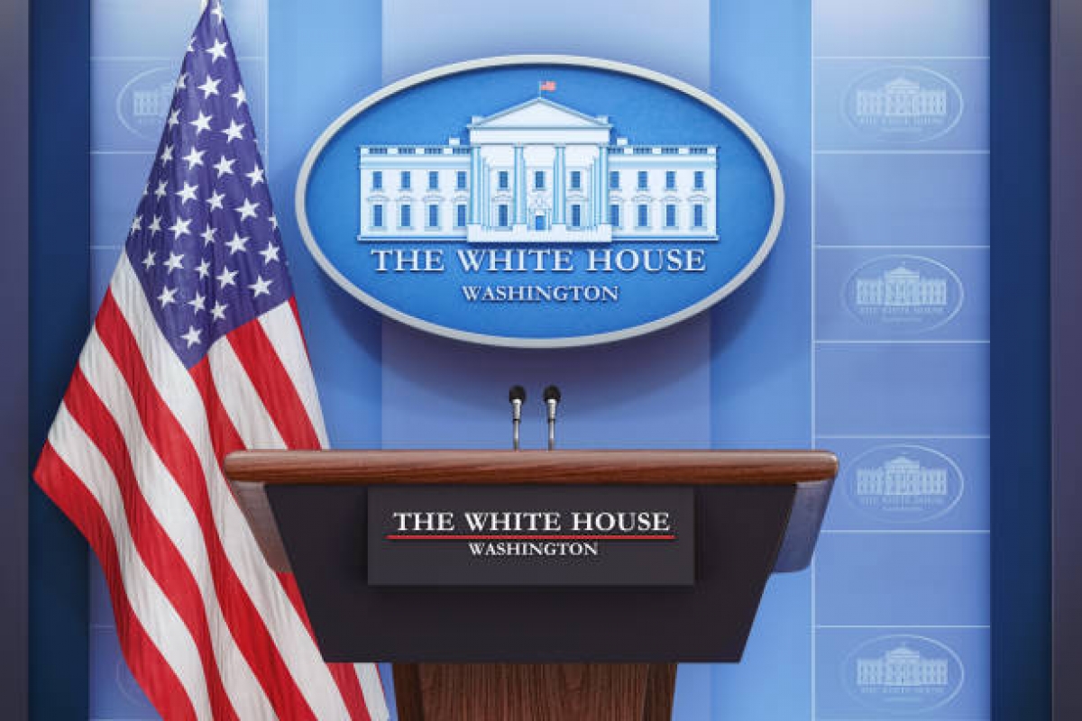 Casa Albă iese tare după ce bursele din SUA s-au prăbușit: NU a fost strategia lui Trump