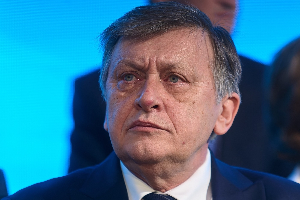 Antonescu, după dispariția Papei Francisc: O absență profundă într-o lume agitată