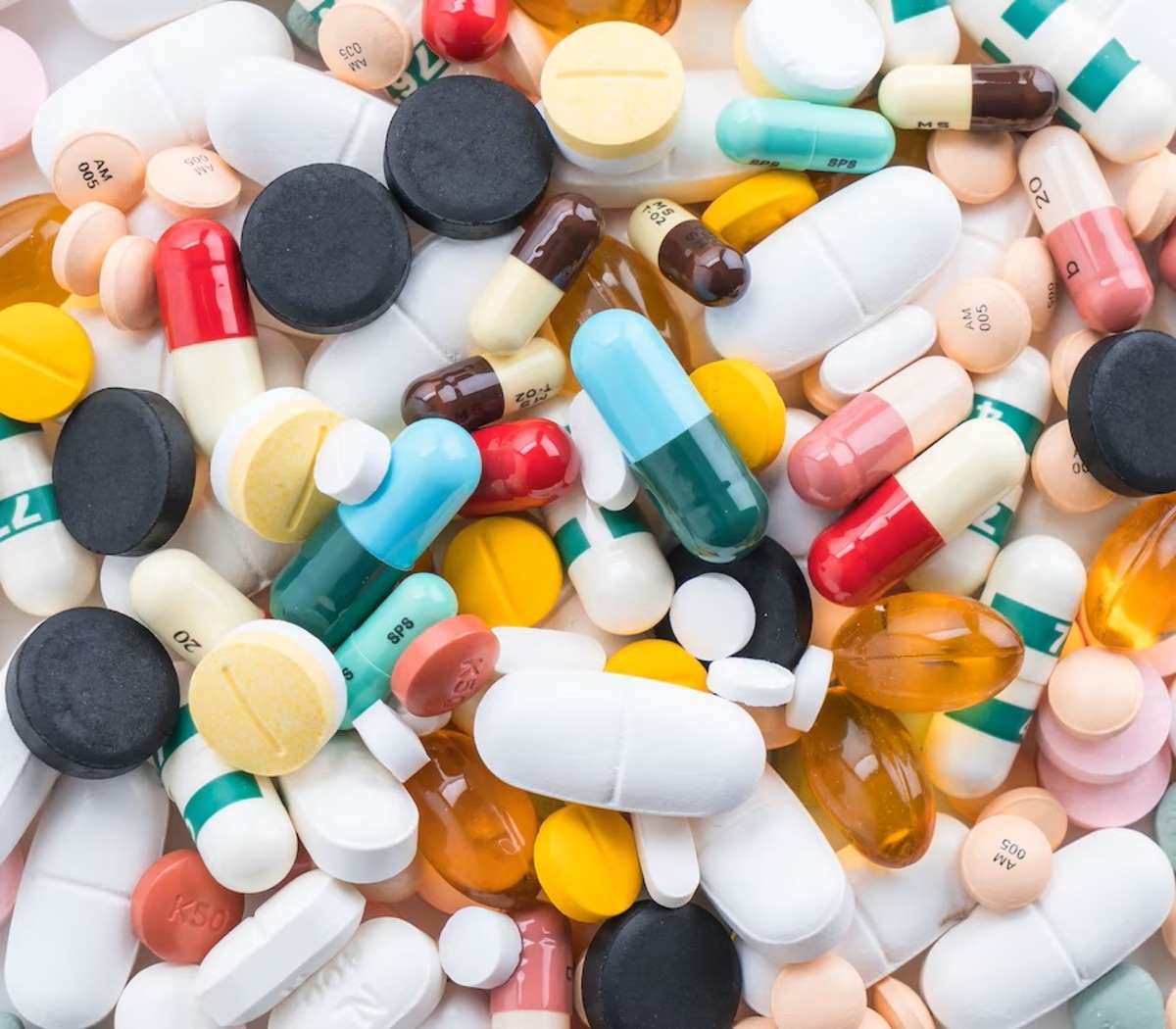 Producători de medicamente: Tratamentele care salvează vieţi ajung la pacienţi cu peste 2 ani de întârziere de la aprobarea europeană