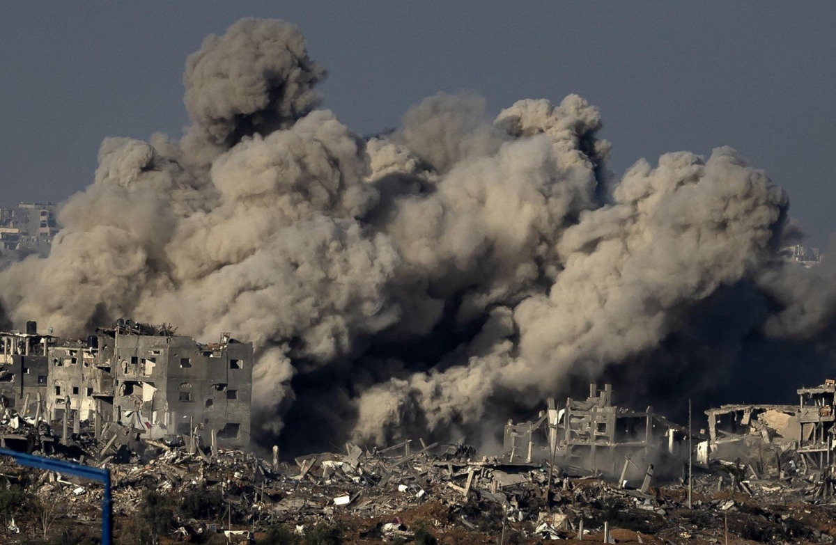 Cel puţin 72 de palestinieni au fost uciși în Fâşia Gaza, inclusiv 21 veniţi să primească ajutor umanitar