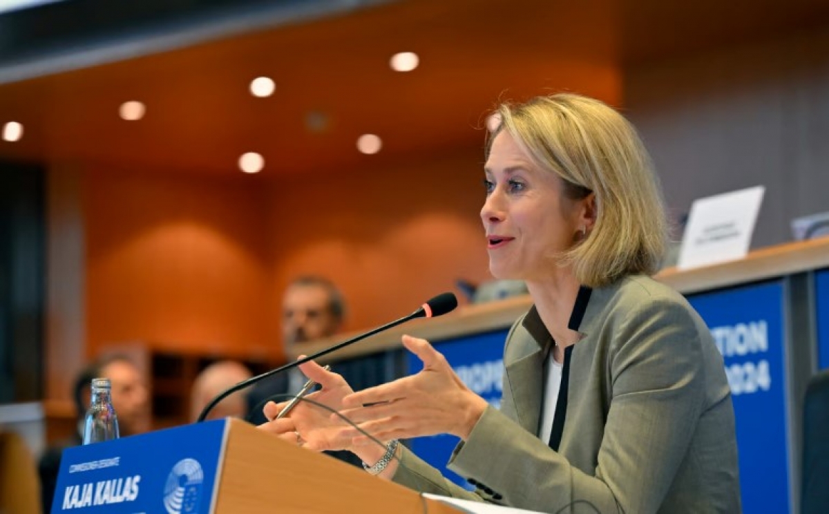 UE, exclusă din negocierile de pace: Şefa diplomaţiei europene insistă că Uniunea Europeană își păstrează îşi păstrează 'relevanţa'