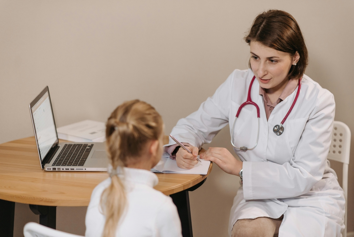 241 de copii cu patologii cardiace salvați de medicii timișoreni în doar doi ani. Progrese semnificative în chirurgia cardiovasculară pediatrică