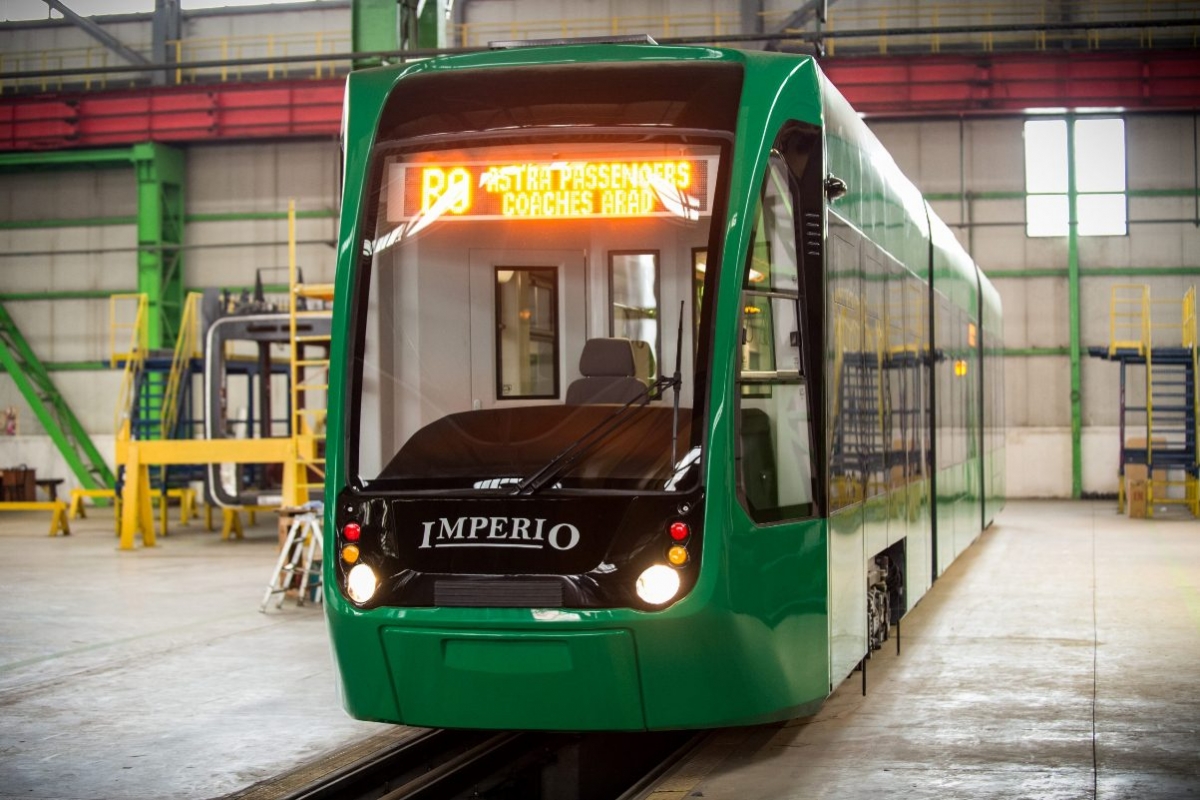 Tramvaie românești pe străzile Belgradului – Cursă împotriva giganților Siemens și Stadler, pentru un contract de sute de milioane de euro
