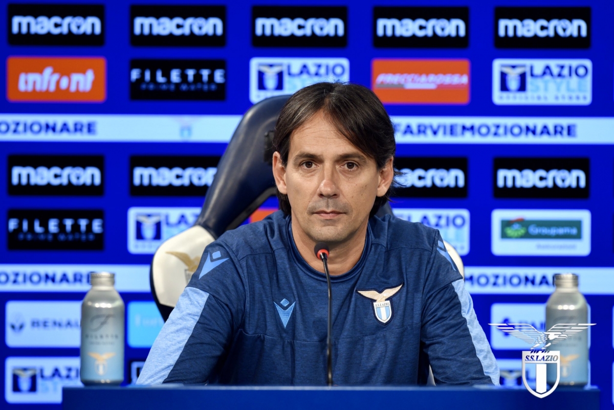 Calhanoglu și Inzaghi, excluși un meci din cauza anchetei asupra conexiunilor între mafie și suporterii milanezi