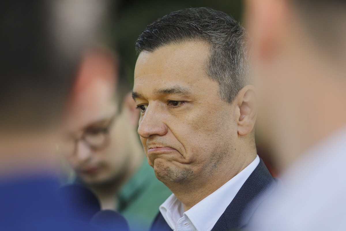 Grindeanu critică ideea tăierii ajutorului de înmormântare: 'Sunt oameni care nu s-au lovit de realitate și privesc România dintr-un birou'