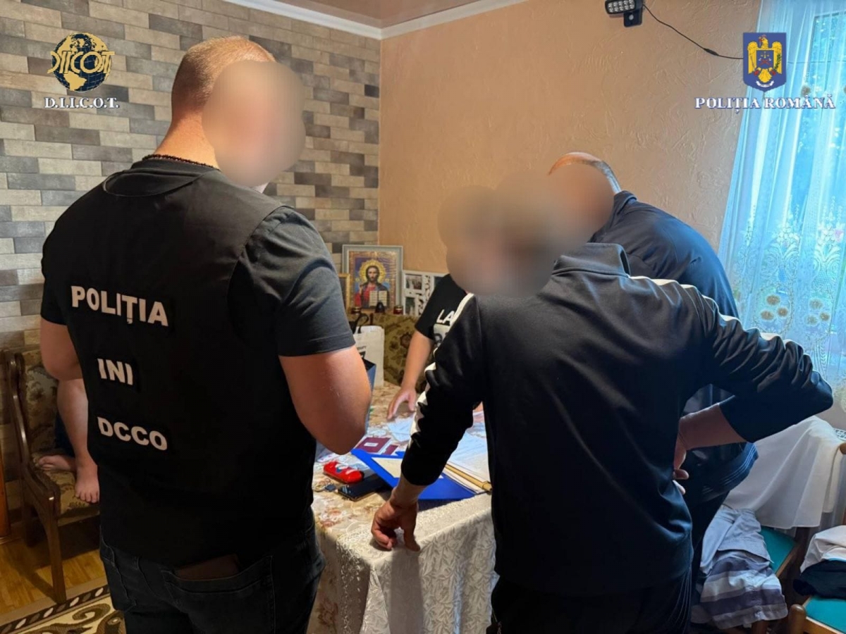 VIDEO Peste 40 de percheziții ale DIICOT în România și R. Moldova în mega-operațiunea Crypto Wave: rețea internațională de spălare de bani destructurată