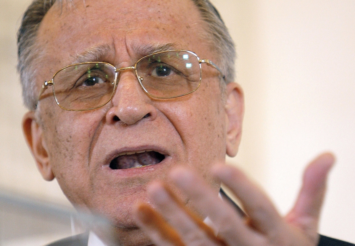 Ultimele vești despre Ion Iliescu: Fostul președinte e imobilizat la pat