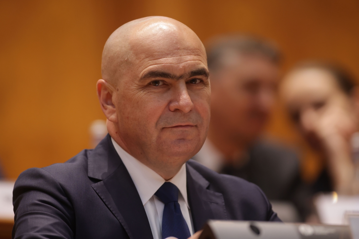 'Bolojan vorbește frumos, dar se poartă rău cu cei care vor să producă ceva': cum crede un reputat economist că ne vom alunga singuri investitorii