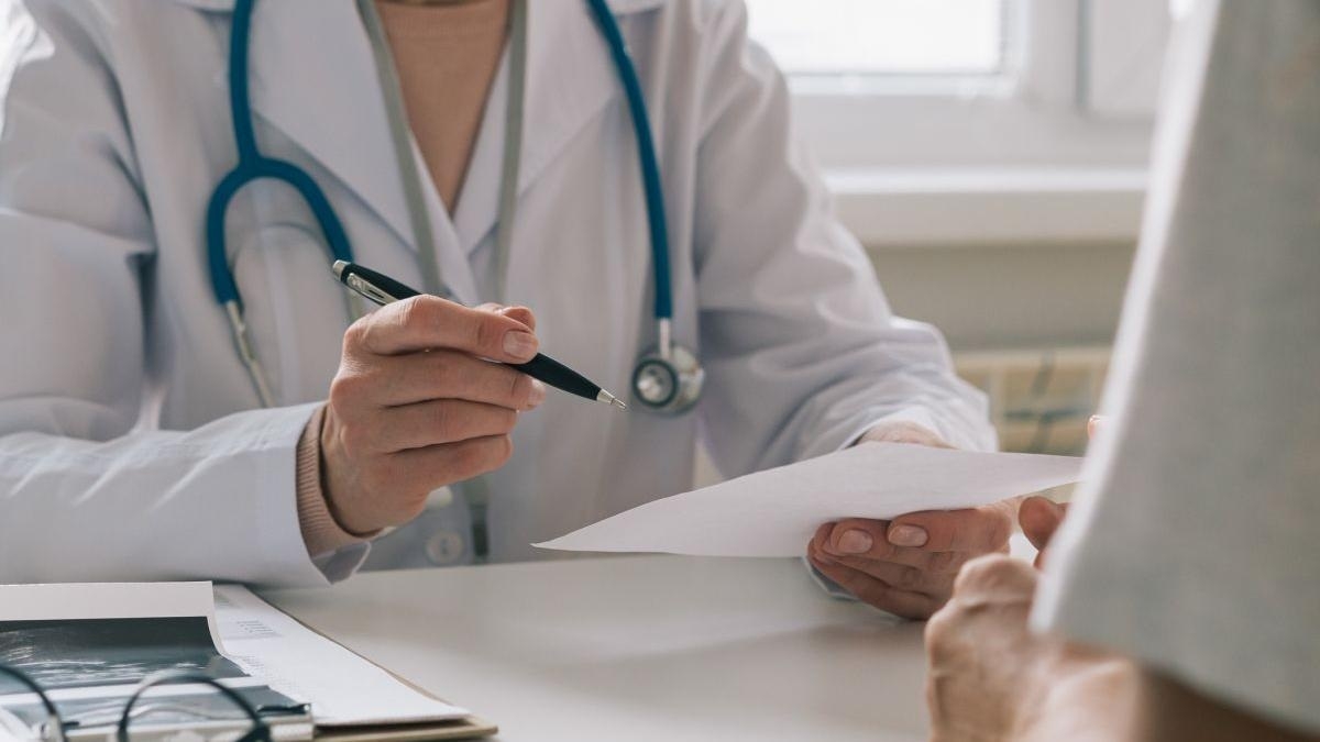 Ministrul Sănătății a trimis Corpul de Control după ce a văzut numărul de concedii medicale acordate: Au fost eliberate peste 100-200 într-o zi