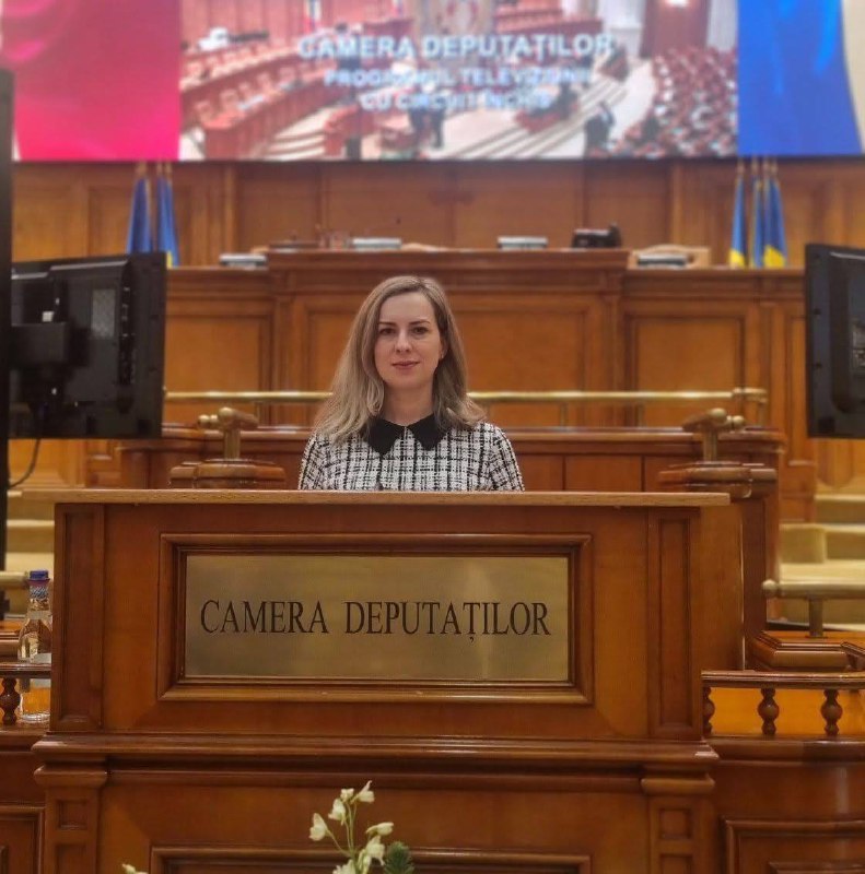 Tricolorul românesc, simbol al unității diasporei – Mesajul doamnei deputat Albu Dumitrița