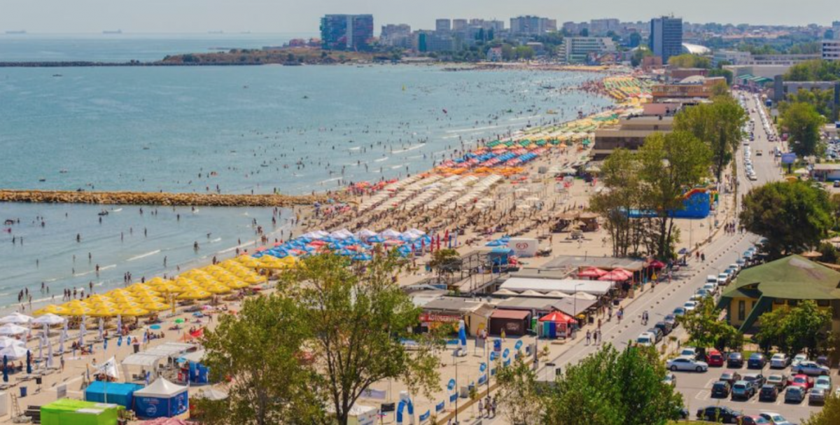 Litoralul românesc, sub lupa ANSVSA: Baruri murdare, produse alterate și amenzi de peste 1,4 milioane de lei