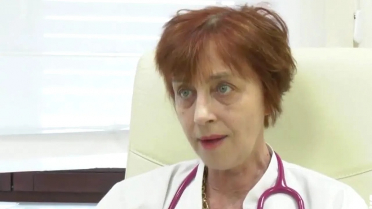 Medicul Flavia Groșan, cercetată disciplinar după ce a pus pe jar internauții și lumea medicală, spunând că vaccinul anti-COVID e transmis prin contact intim