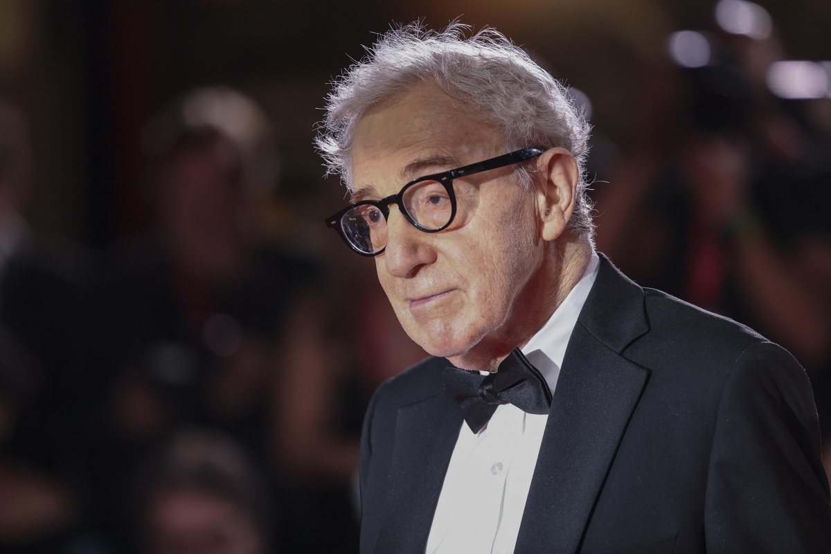 Cutremur cultural: Woody Allen, pus la zid de Ucraina pentru participarea la un eveniment rusesc