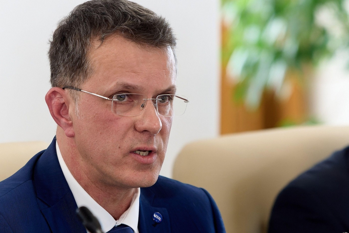 Moșteanu, despre Steaua, clubul Armatei: Performanța nu trebuie să o faci pe bani publici