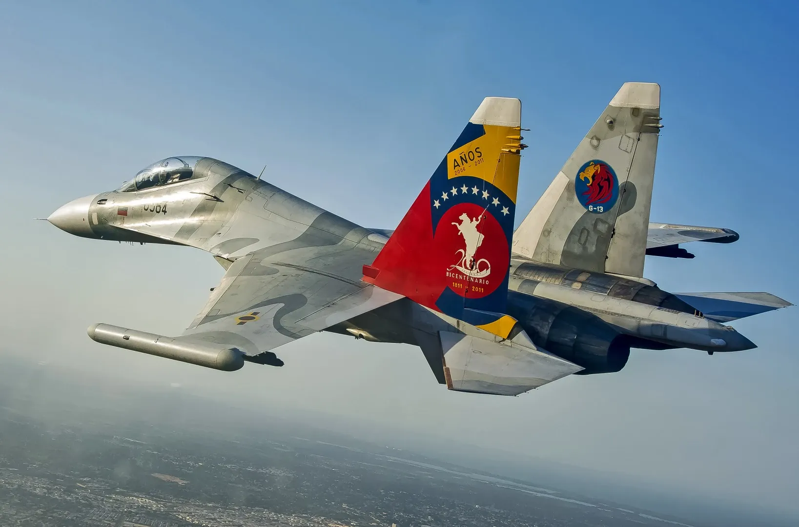 Două avioane militare venezuelene au zburat în apropierea unei nave a Marinei SUA, potrivit Pentagonului