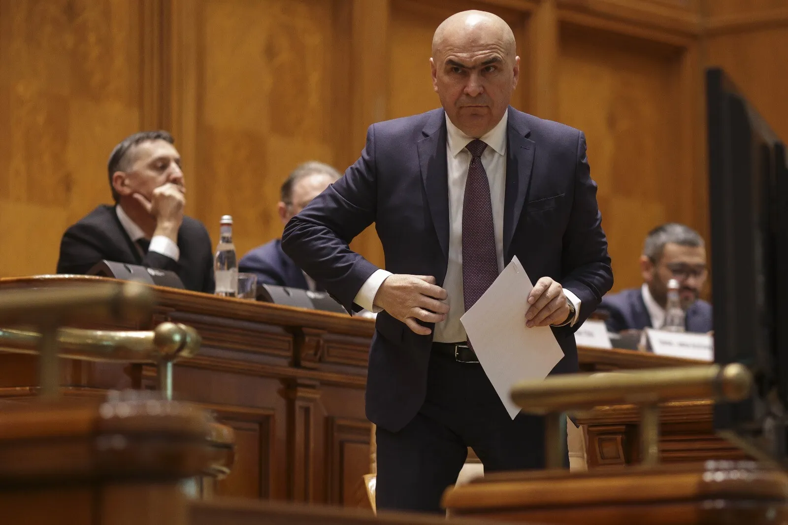 PSD îi pregătește o lovitură grea lui Ilie Bolojan: Jocul se mută în Parlament, după refuzul de la Guvern