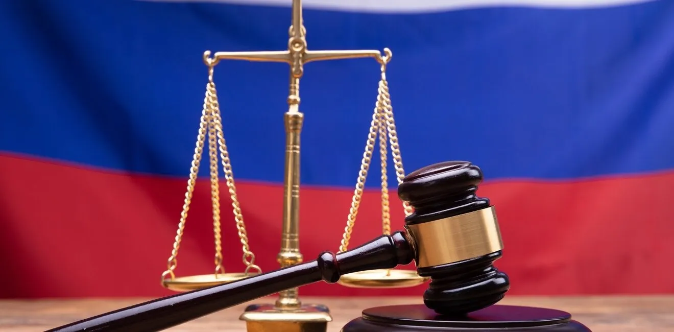 Patru ofițeri ucraineni căzuți prizonieri, pedepsiți crunt de justiția rusă