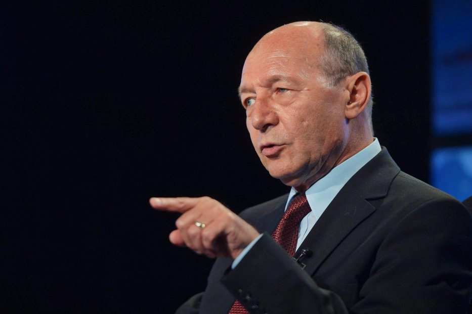 Traian Băsescu atacă pensionarii speciali: 'Statul nu poate încuraja șmecherii'