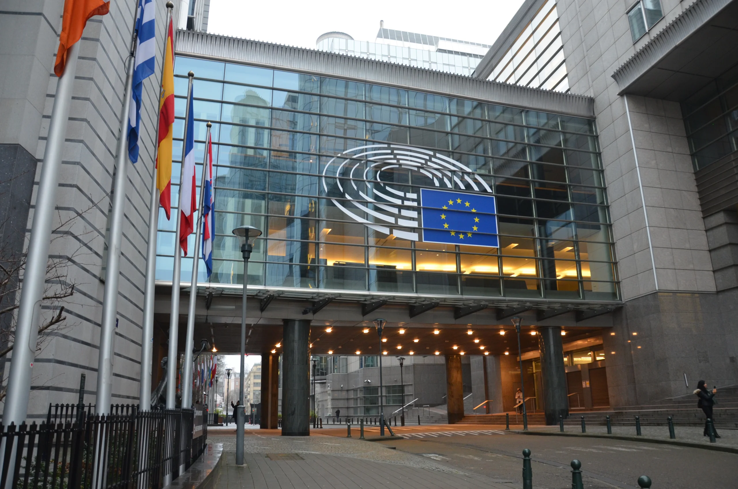 Parlamentul European corectează acordul comercial pe care Ursula von der Leyen l-a convenit cu SUA: se pregătesc amendamente