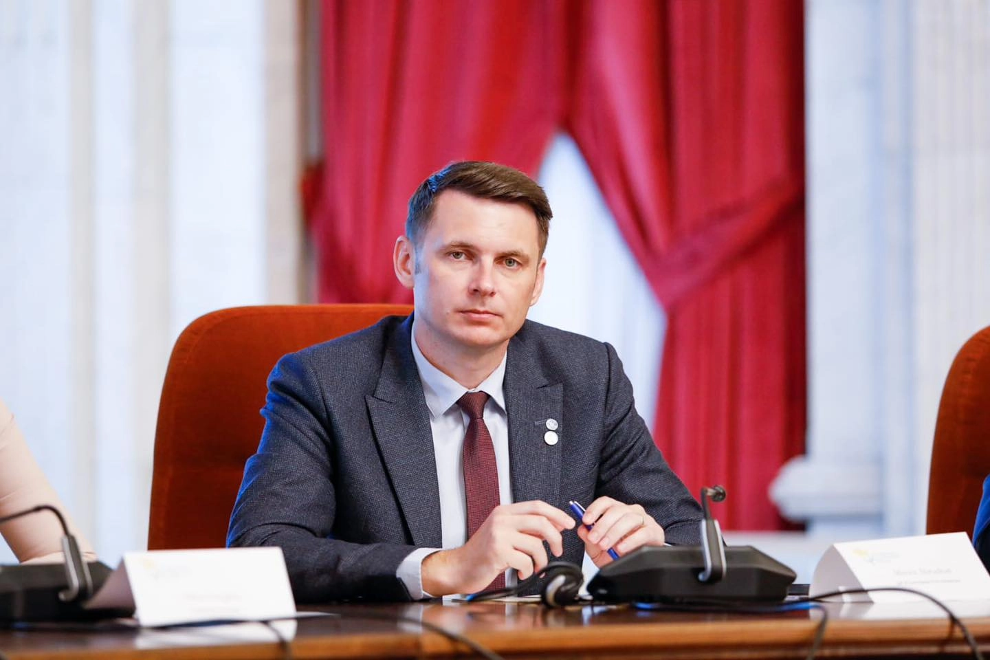 Șeful Senatului dă detalii din Parlament după moțiunile eșuate