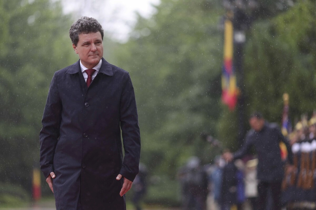 VIDEO Nicușor Dan, după 100 de zile la Cotroceni: Nu știu în ce birou stau. Mi s-a spus, dar am uitat